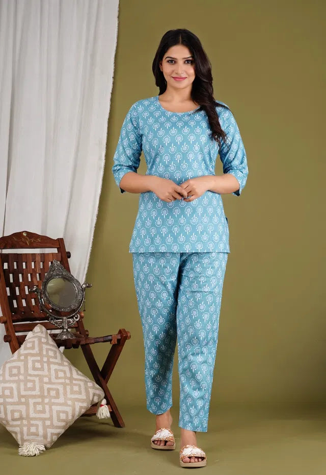 Trendy Stylish Floral Print co-ord set for girls and women